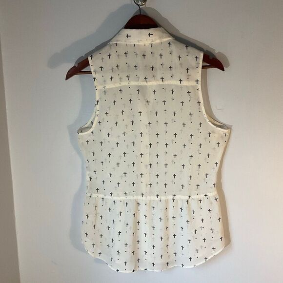 LA Hearts Sheer Peplum Sleeveless Button Up. Ivory with Crosses. Size M - Picture 8 of 10